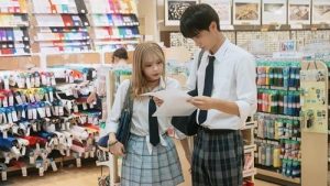 Sono Bisque Doll wa Koi wo Sur 1 Episodio 2