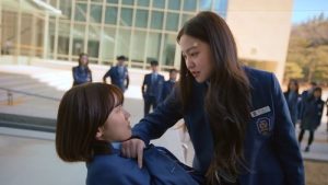 Bitch X Rich 1 Episodio 5